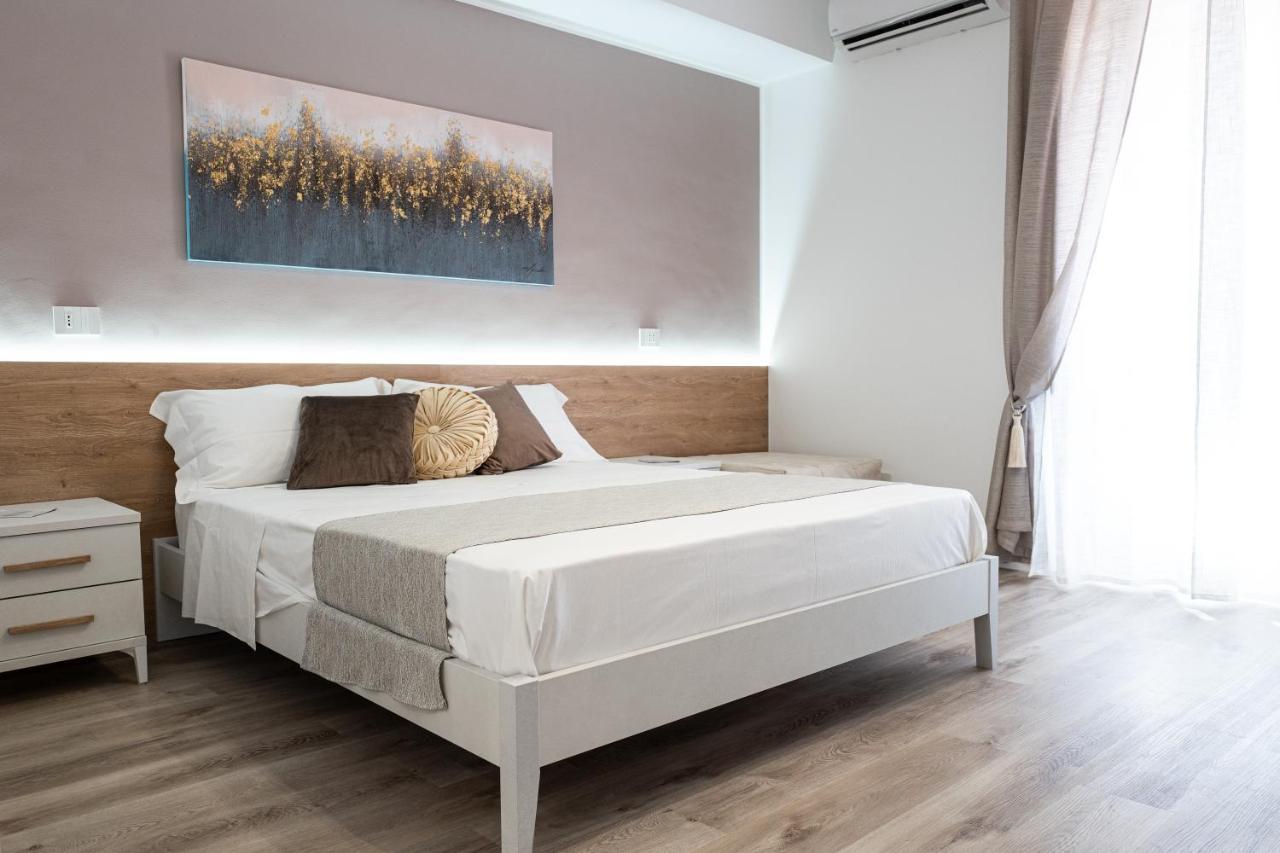 סנטו סטפאנו די קמאסטרה A Due Passi - Guest House מראה חיצוני תמונה