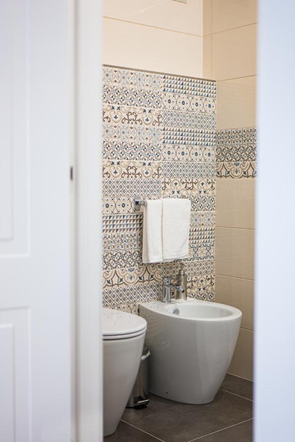 סנטו סטפאנו די קמאסטרה A Due Passi - Guest House מראה חיצוני תמונה